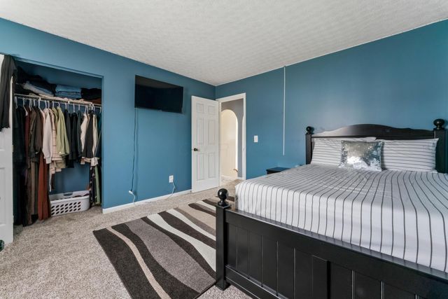 1787 Westbrook Village Drive, Columbus, OH 43228