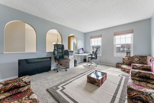 1787 Westbrook Village Drive, Columbus, OH 43228