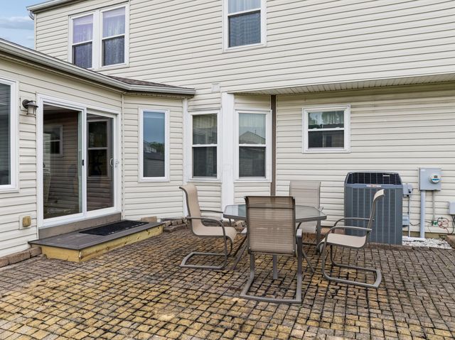 1787 Westbrook Village Drive, Columbus, OH 43228