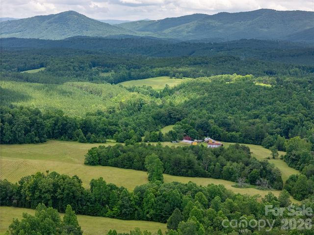 717 Frog Creek Road, Union Mills, NC 28167