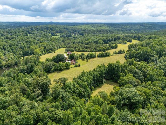 717 Frog Creek Road, Union Mills, NC 28167