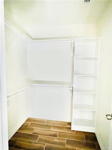 830 N Martinez Avenue, Weslaco, TX 78596