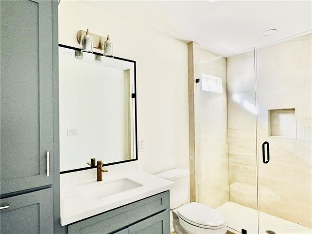 830 N Martinez Avenue, Weslaco, TX 78596