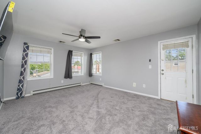 32 Dorothy Street, Carteret, NJ 07008
