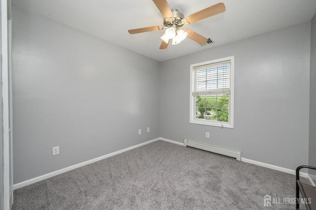 32 Dorothy Street, Carteret, NJ 07008