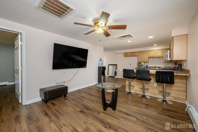 32 Dorothy Street, Carteret, NJ 07008
