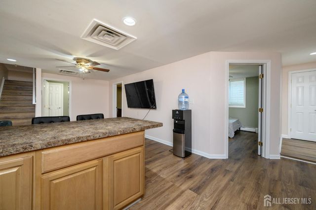 32 Dorothy Street, Carteret, NJ 07008