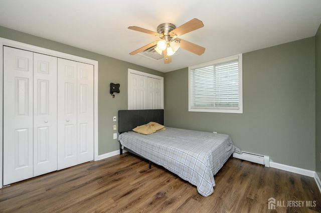 32 Dorothy Street, Carteret, NJ 07008