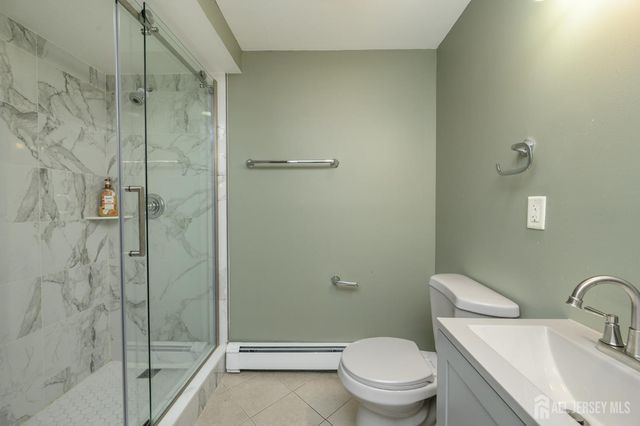 32 Dorothy Street, Carteret, NJ 07008