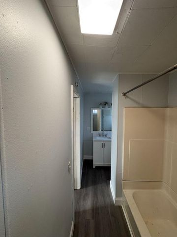 92 S 3rd Street, Newark, OH 43055