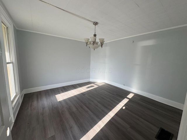 92 S 3rd Street, Newark, OH 43055