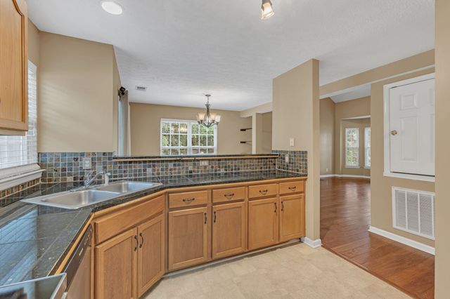 3117 Demetros Pl, Nashville, TN 37217