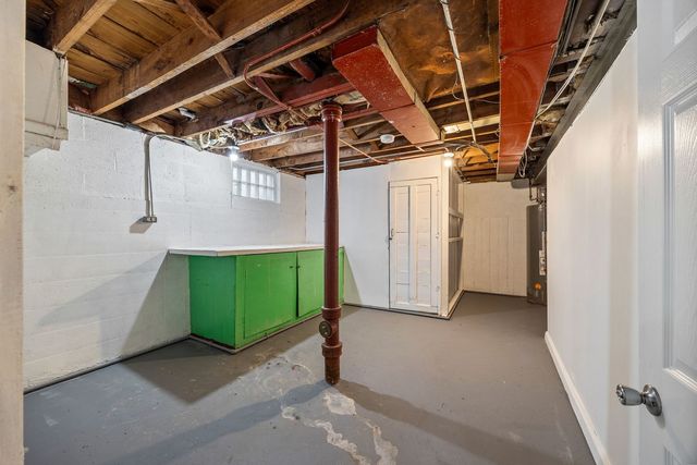 16876 Head Avenue, Hazel Crest, IL 60429