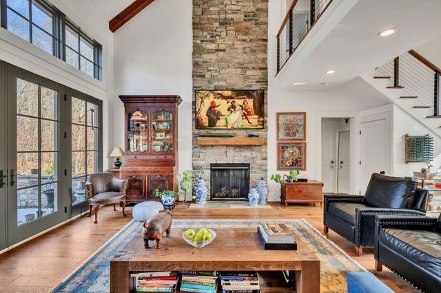 712 Highway 48, S, Dickson, TN 37055