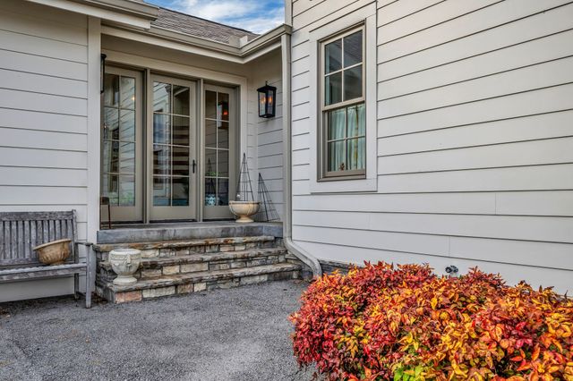 712 Highway 48, S, Dickson, TN 37055