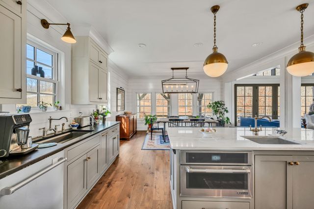 712 Highway 48, S, Dickson, TN 37055