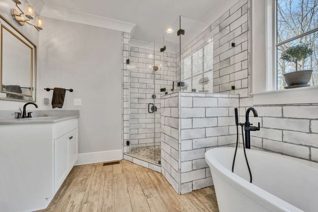 712 Highway 48, S, Dickson, TN 37055