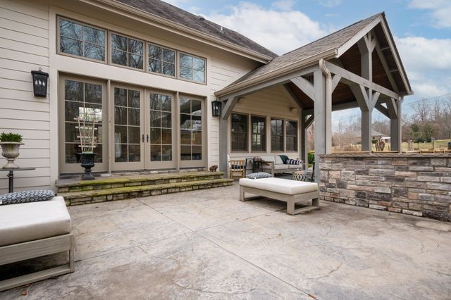 712 Highway 48, S, Dickson, TN 37055