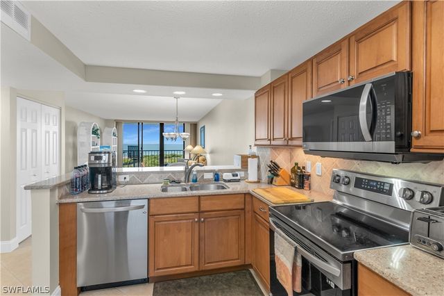 440 Seaview CT 1202, Marco Island, FL 34145