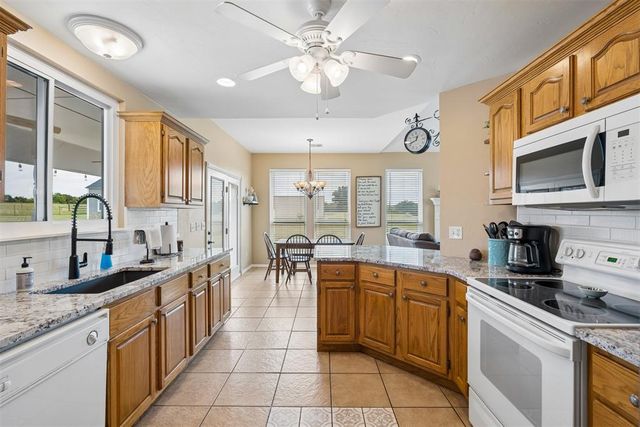 6451 E Post Oak Road, Noble, OK 73068