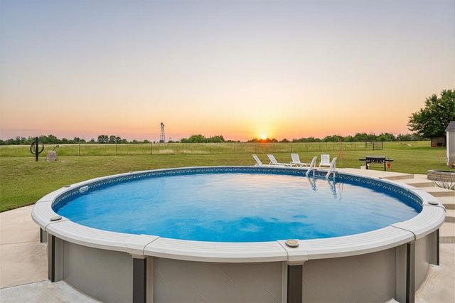 6451 E Post Oak Road, Noble, OK 73068