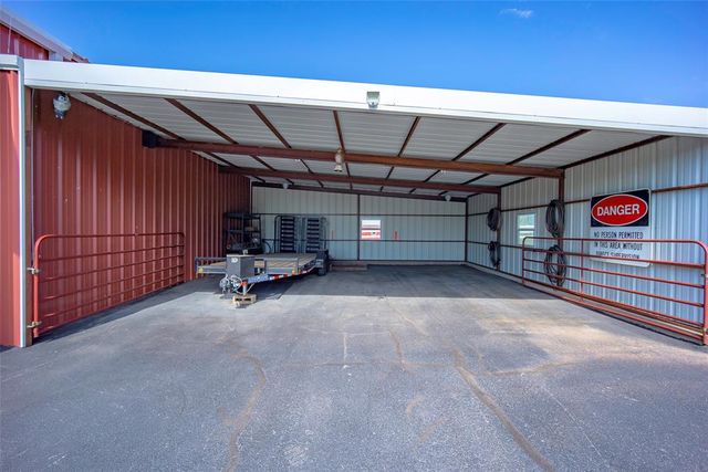 6451 E Post Oak Road, Noble, OK 73068