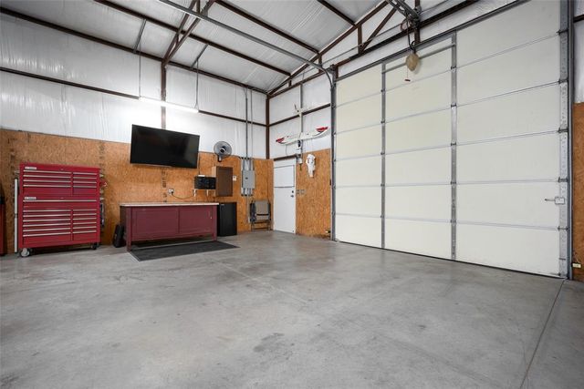 6451 E Post Oak Road, Noble, OK 73068
