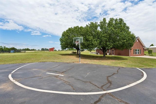 6451 E Post Oak Road, Noble, OK 73068