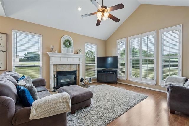 6451 E Post Oak Road, Noble, OK 73068