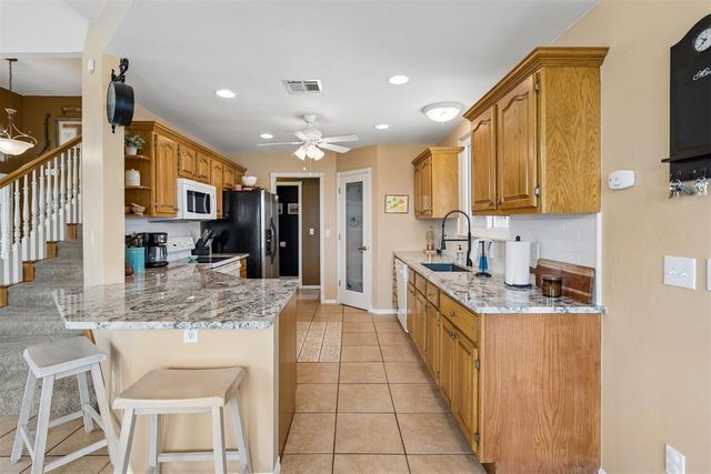 6451 E Post Oak Road, Noble, OK 73068