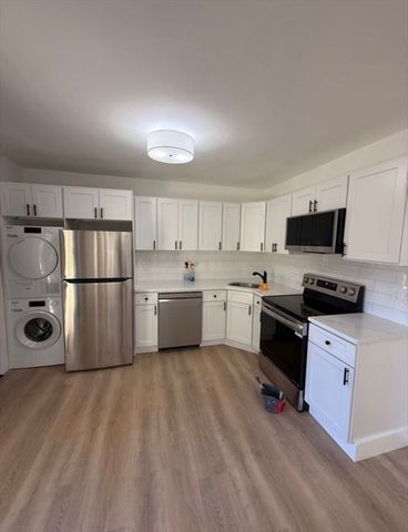 885 E Broadway, Boston, MA 02127