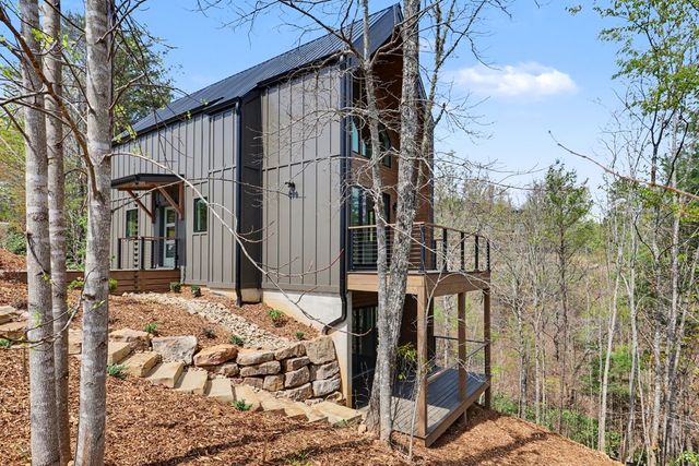 65 This Way, Blairsville, GA 30582