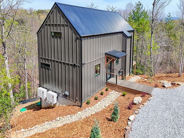 65 This Way, Blairsville, GA 30582
