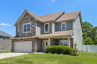 312 Rye Dr, Clarksville, TN 37043