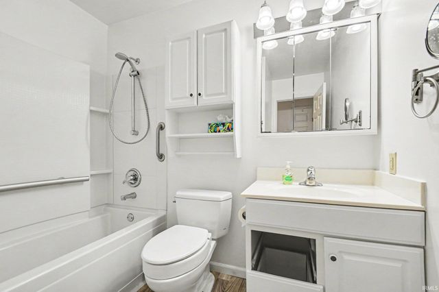 511 S BROOK Avenue, Mishawaka, IN 46544