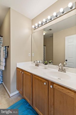 221 CANNON WAY, Warrenton, VA 20186