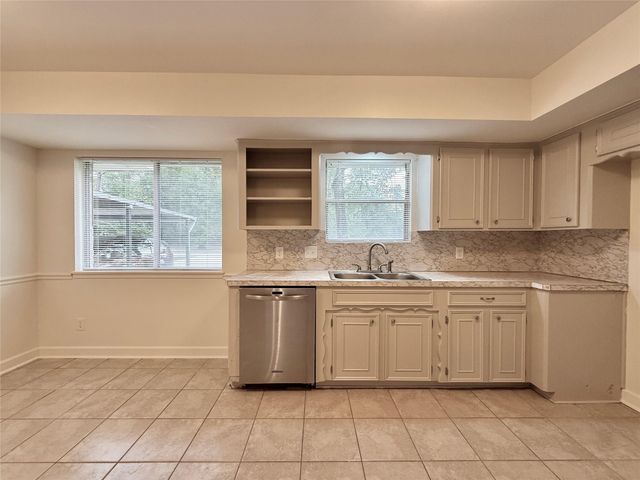 2043 Cherry Laurel Drive, Spring, TX 77386