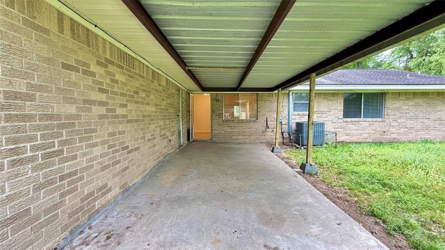 2043 Cherry Laurel Drive, Spring, TX 77386