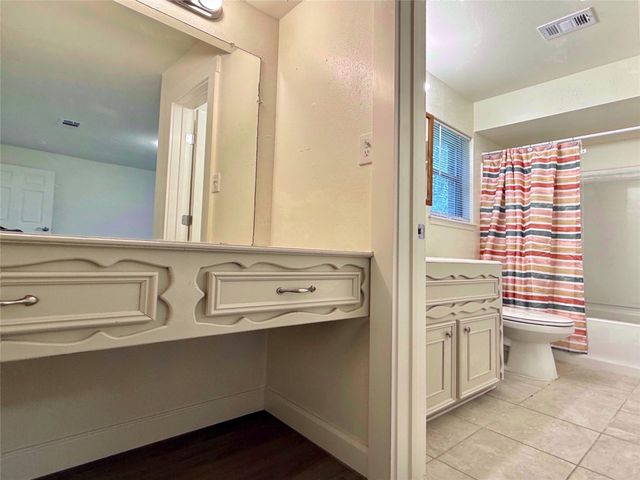 2043 Cherry Laurel Drive, Spring, TX 77386