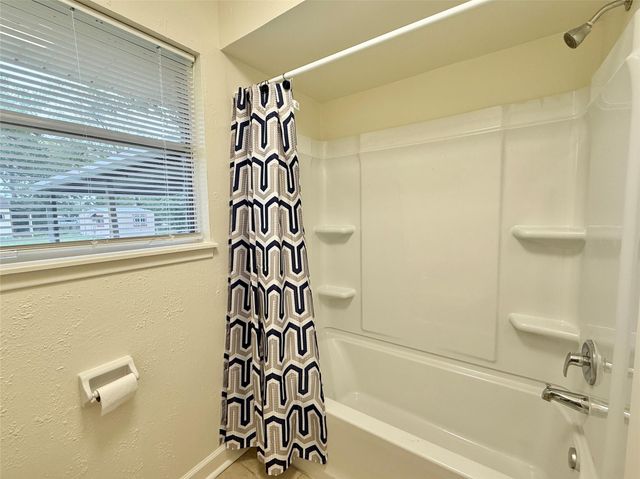 2043 Cherry Laurel Drive, Spring, TX 77386