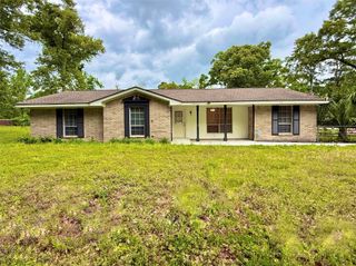 2043 Cherry Laurel Drive, Spring, TX 77386