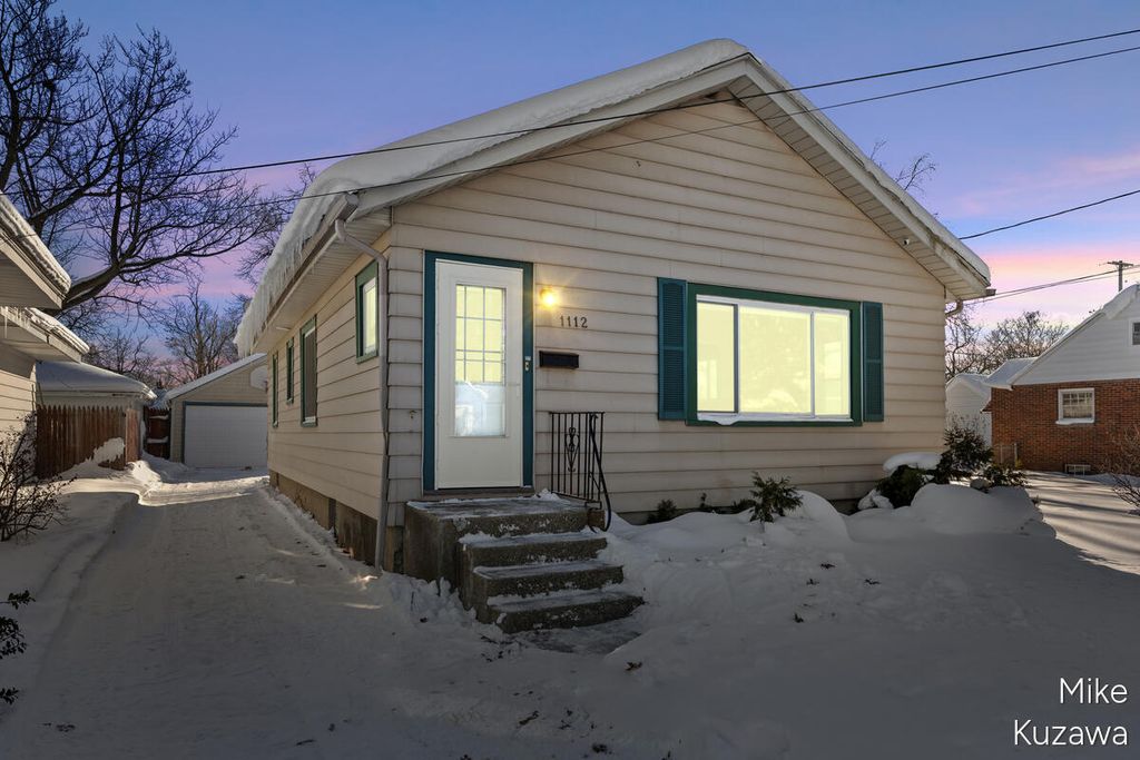 1112 Merritt Street, Grand Rapids, MI 49507