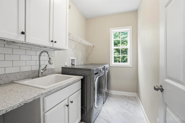 7484 Hunters Trail, West Chester, OH 45069