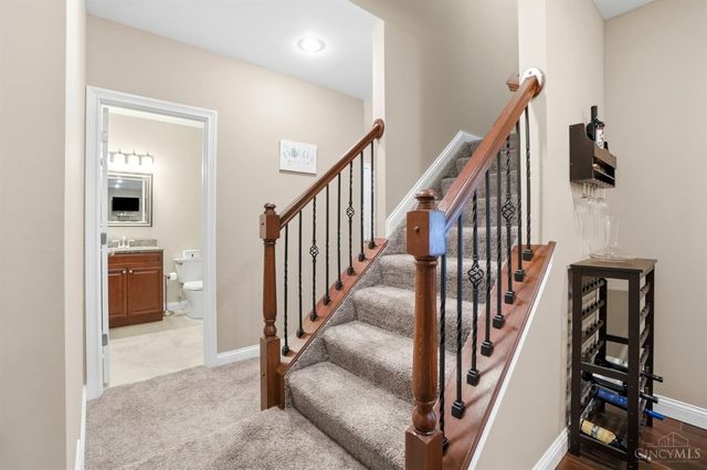 7484 Hunters Trail, West Chester, OH 45069