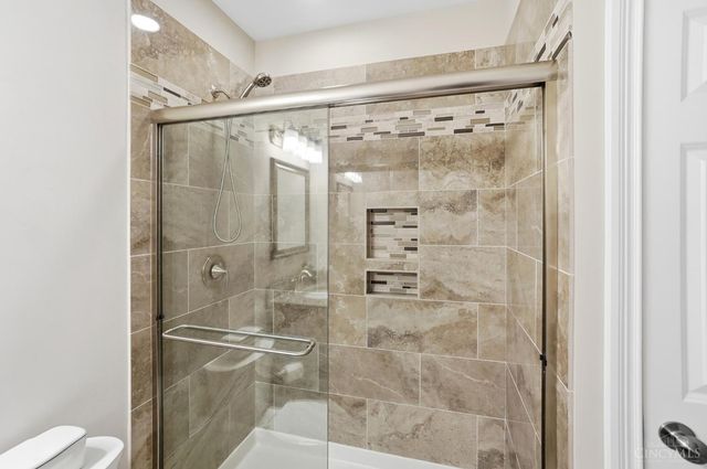 7484 Hunters Trail, West Chester, OH 45069