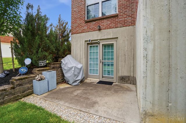7484 Hunters Trail, West Chester, OH 45069