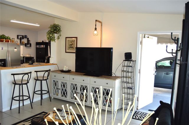 21243 GLENDALE AVENUE, Port Charlotte, FL 33952