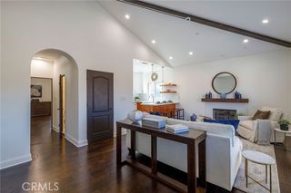 202 N Irena Avenue B, Redondo Beach, CA 90277