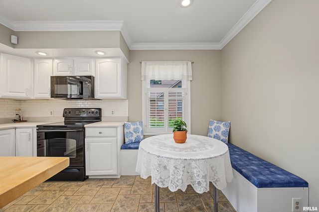 1512 E GLEN Avenue, Peoria Heights, IL 61616