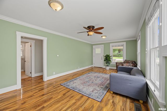 1512 E GLEN Avenue, Peoria Heights, IL 61616